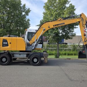 liebherr a916 year 2017